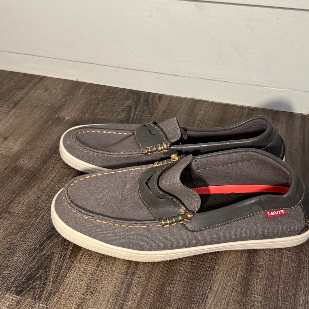 Levi's gray and black loafer slip on shoes men's size 10